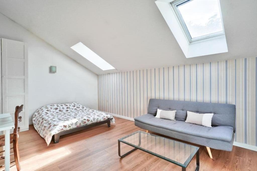 Family House 10 Minutes From Paris Holiday home *